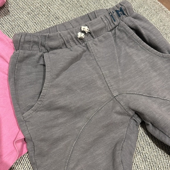 Zara harem pant and Barbie-Core pink Gap shirt 3T - Picture 2 of 8